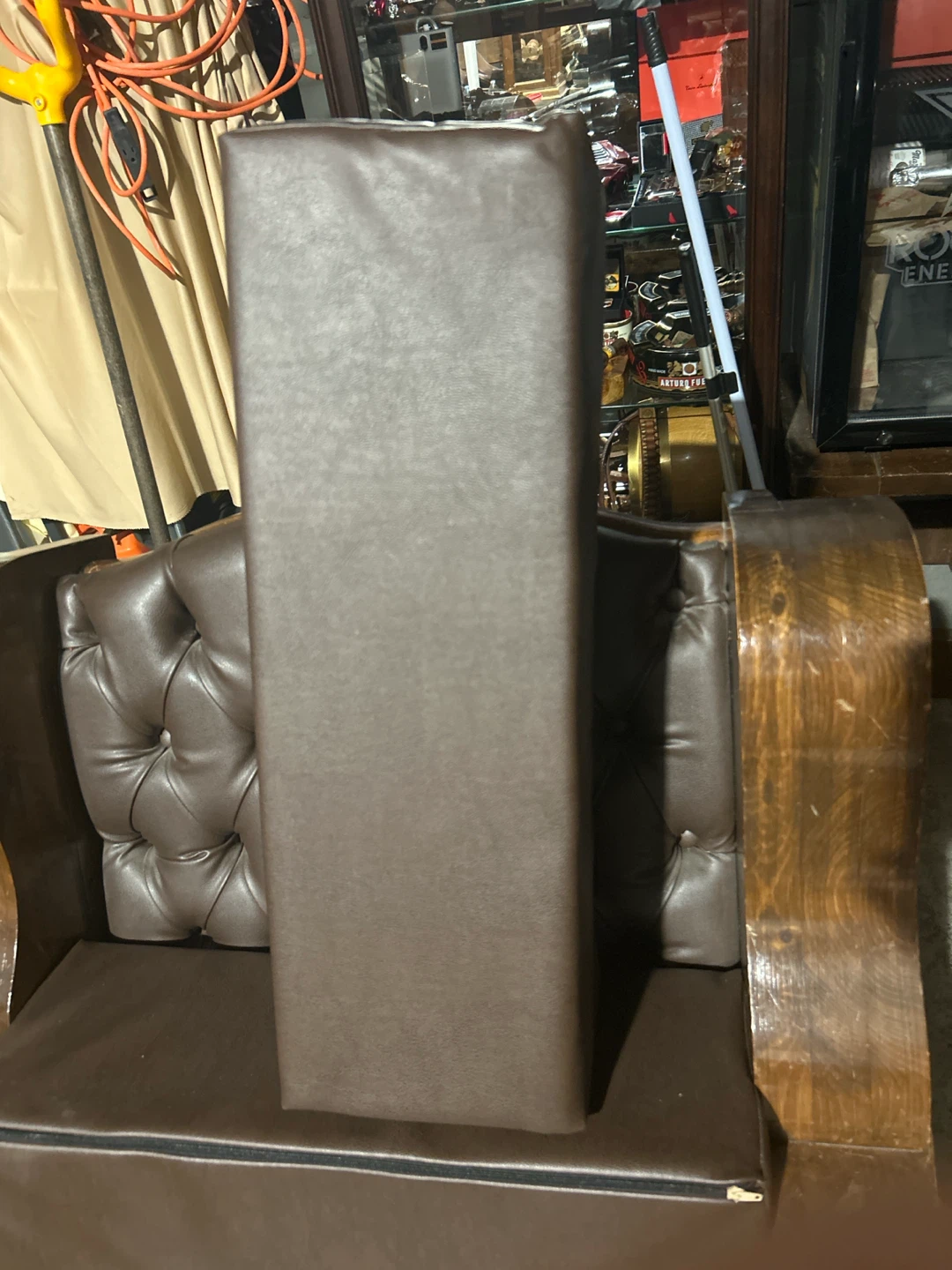 2 Rustic Wheel Armchair and Table - photo 4