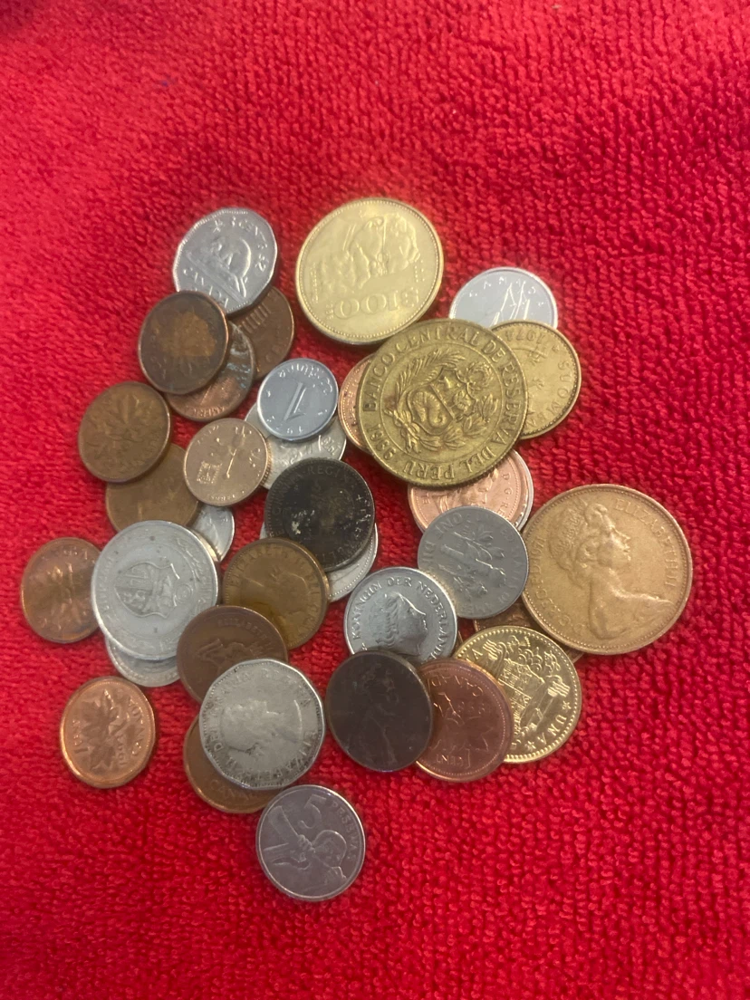 Assorted International Collectible Coins - photo 3