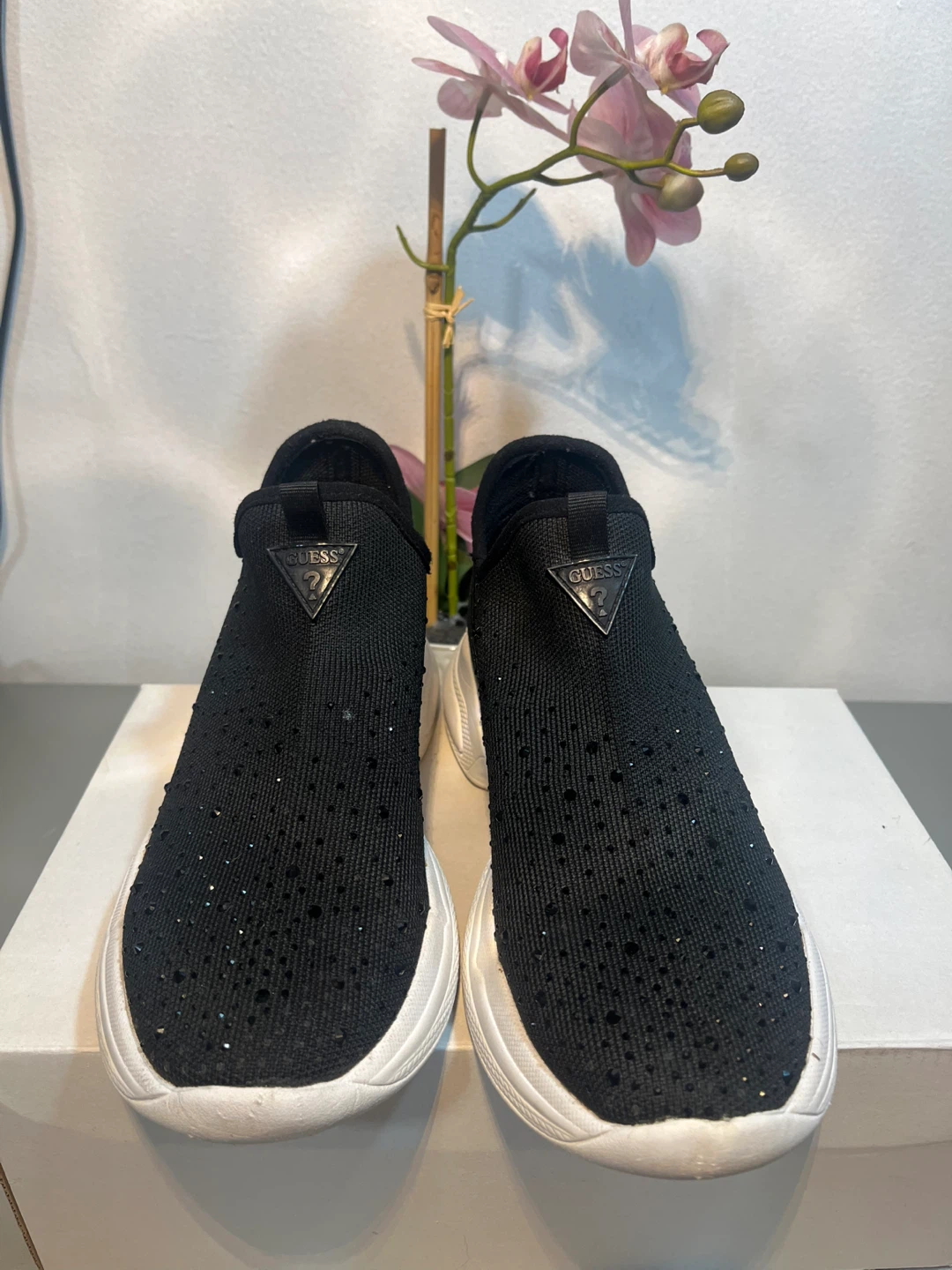 Guess Black Slip-On Sneakers size 8 woman - photo 2