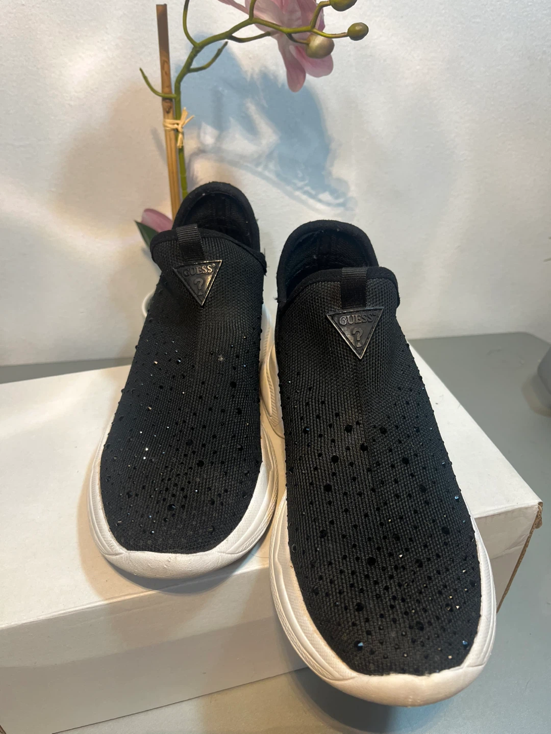 Guess Black Slip-On Sneakers size 8 woman - photo 4