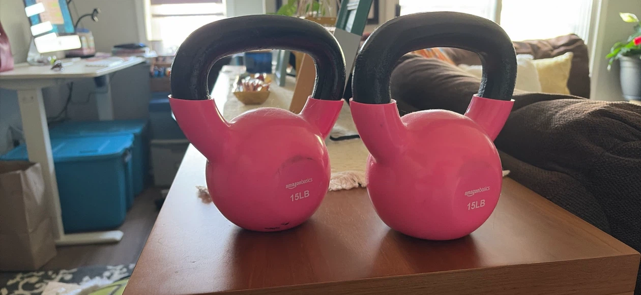 Pair of Amazon Basics 15 lb Kettlebells - photo 2