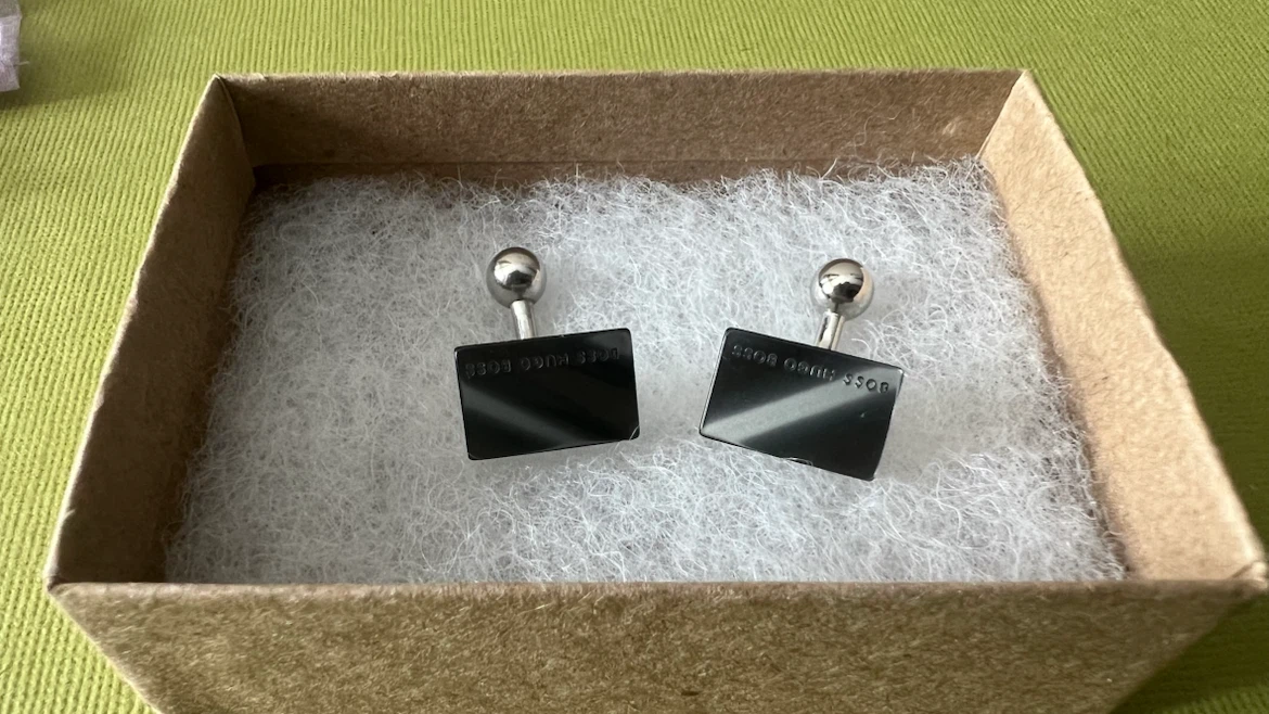 Men’s Fashion Mother of Pearl Cufflinks