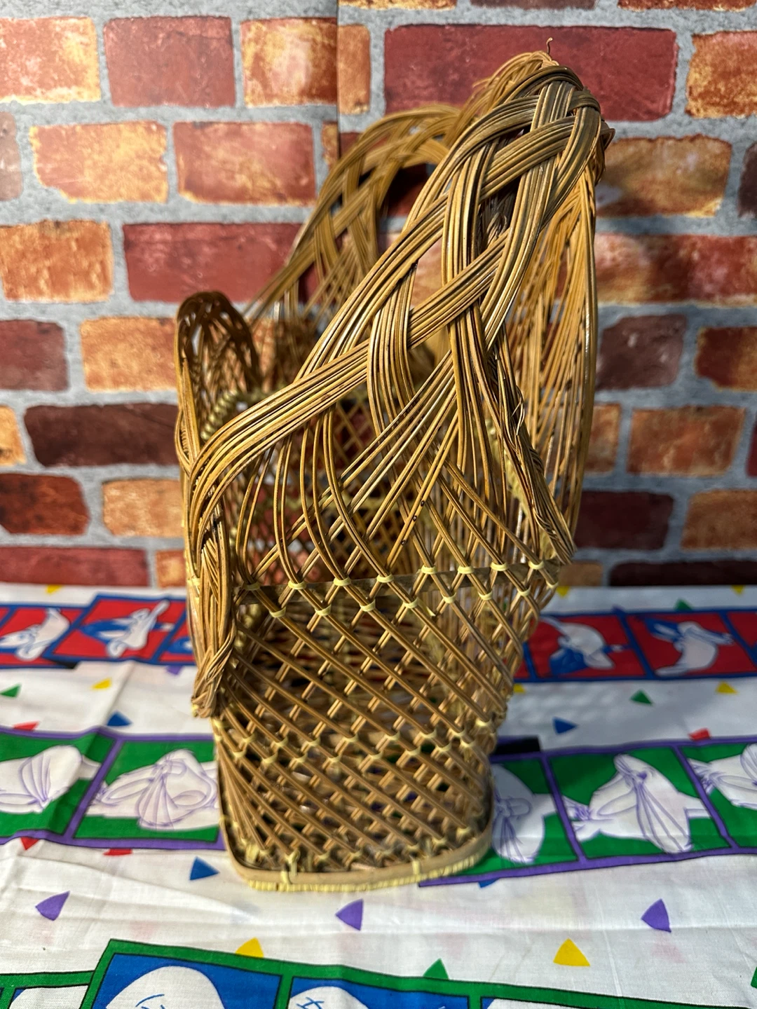 Vintage Woven Wicker Magazine Rack - photo 3