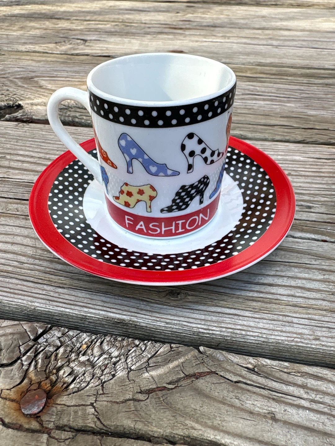 Fashion Shoe Themed Espresso Cup and Saucer Set - photo 2