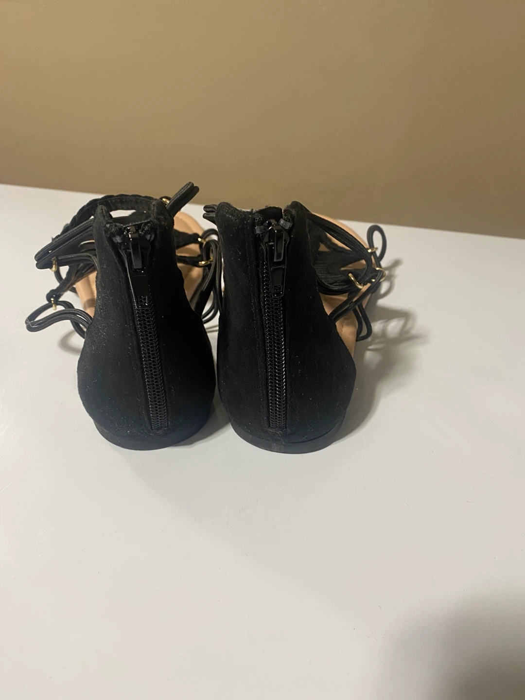 Brand new Women’s wide flat T strap sandals - photo 5