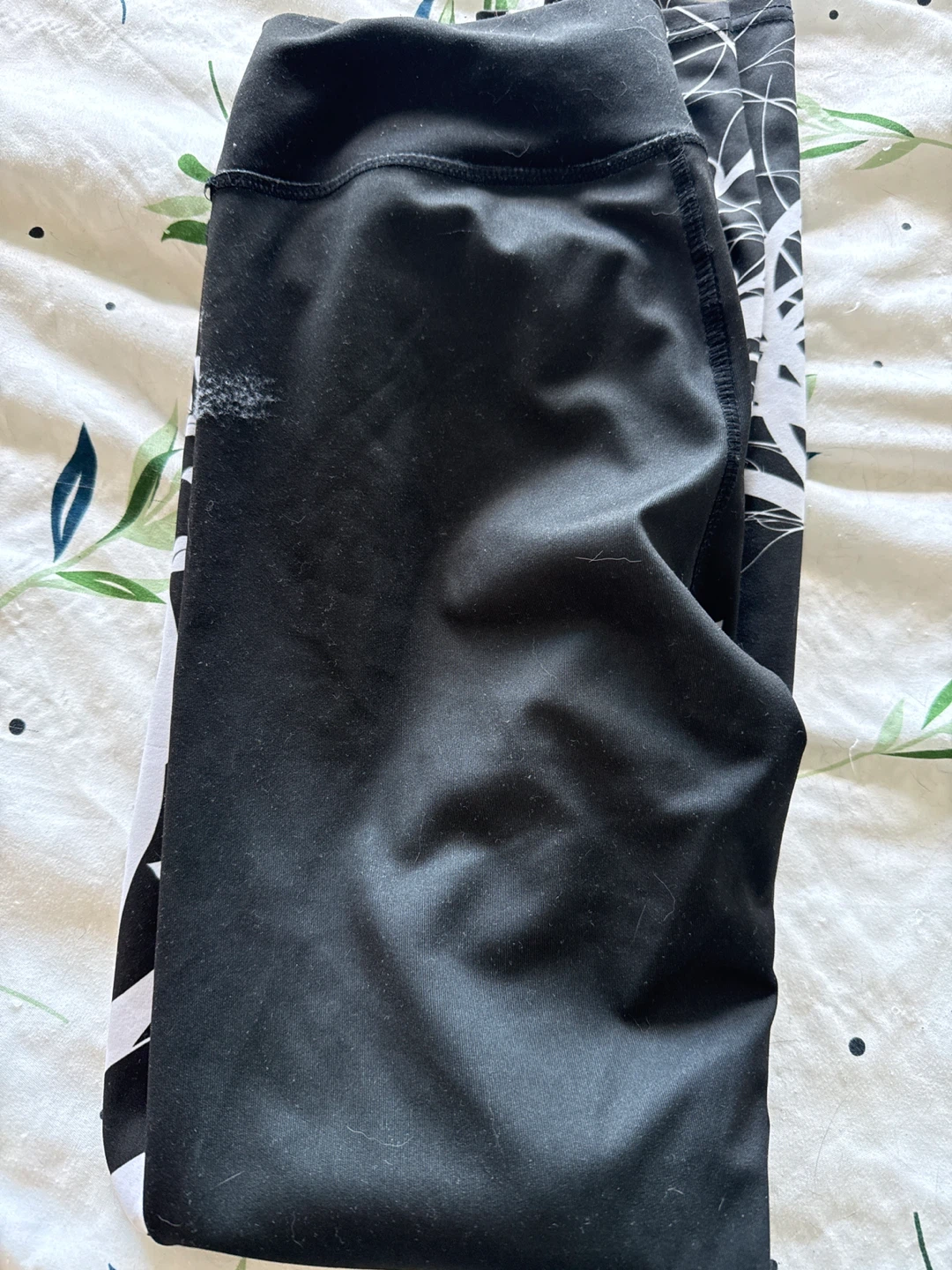 Black and white tree print leggings - photo 2