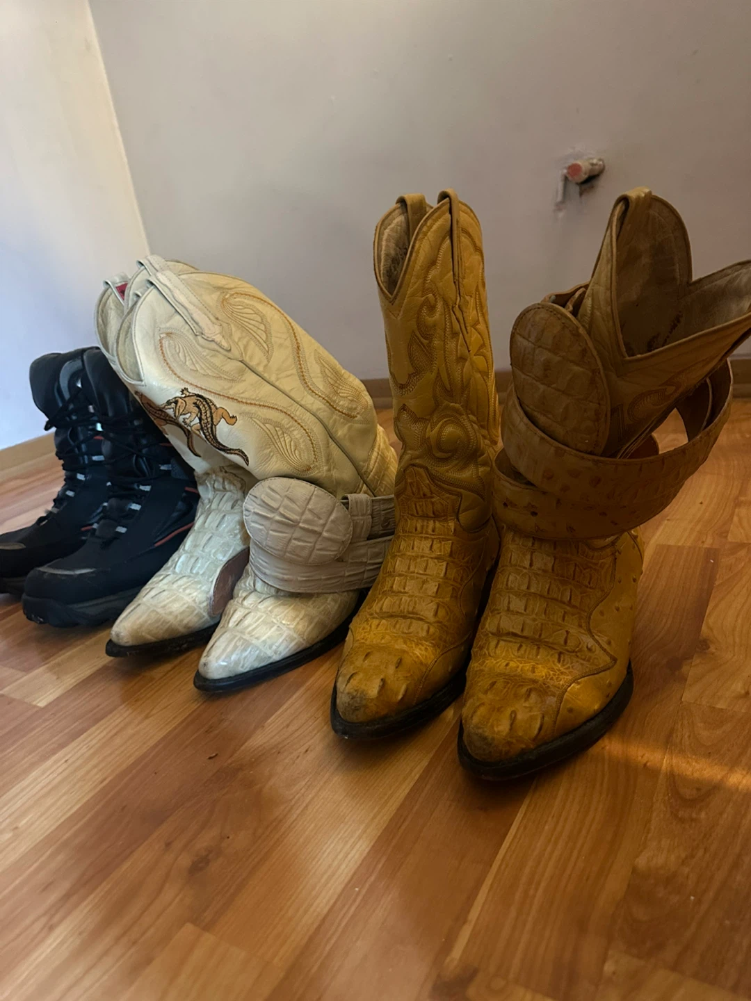 3 boots pairs for sale