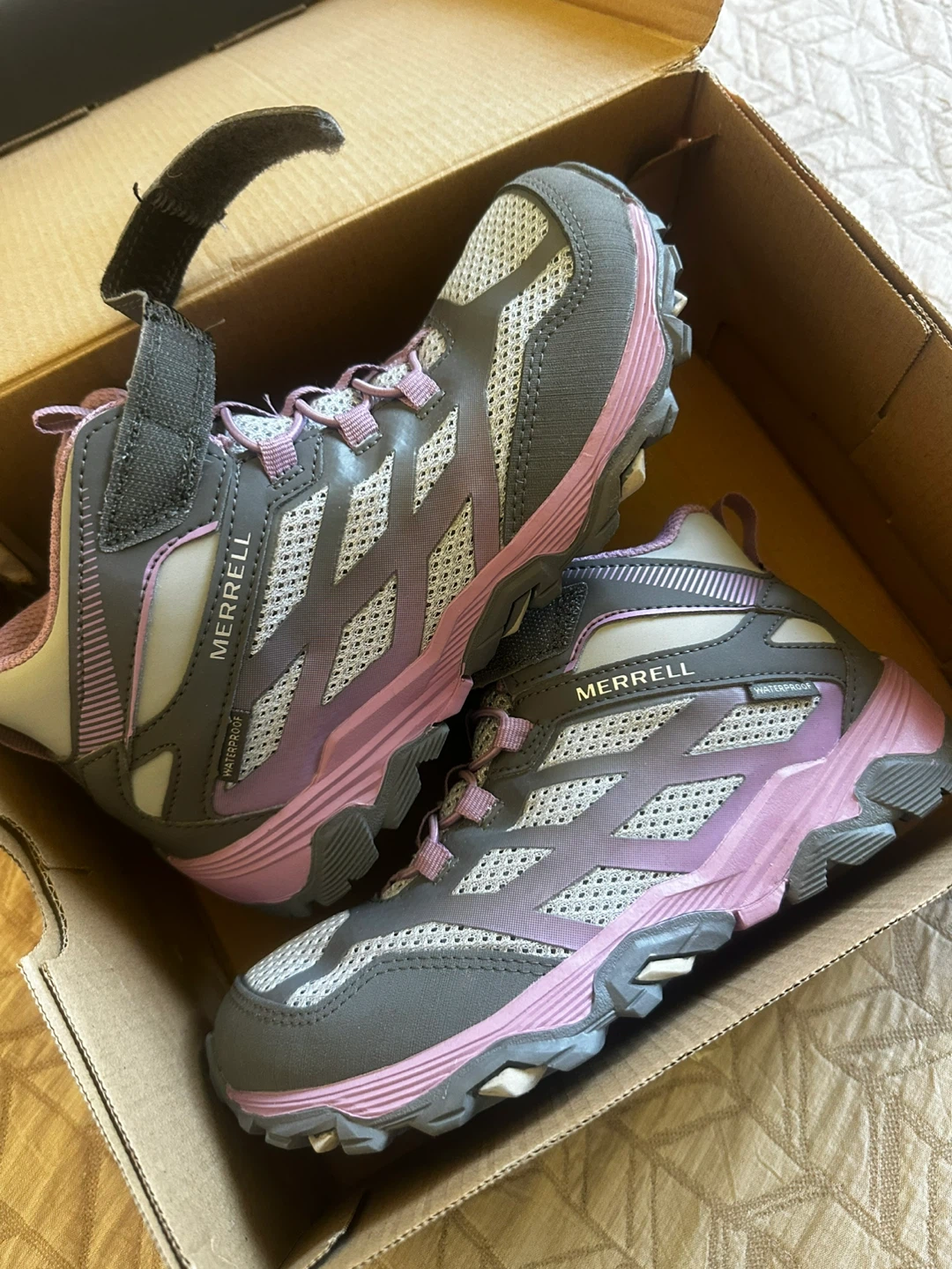 Merrell Moab FST Mid Waterproof Hiking Boots Size 2W