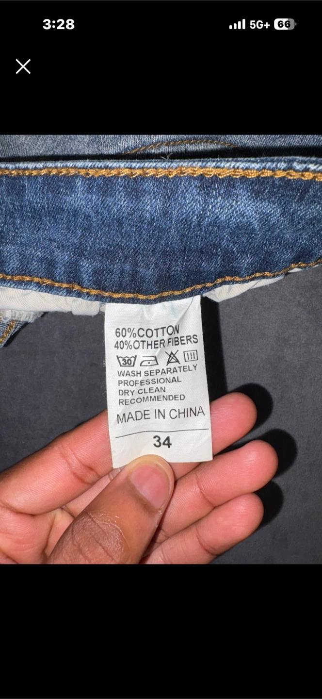 Graphic Print Light Wash Jeans Size 34 - photo 5