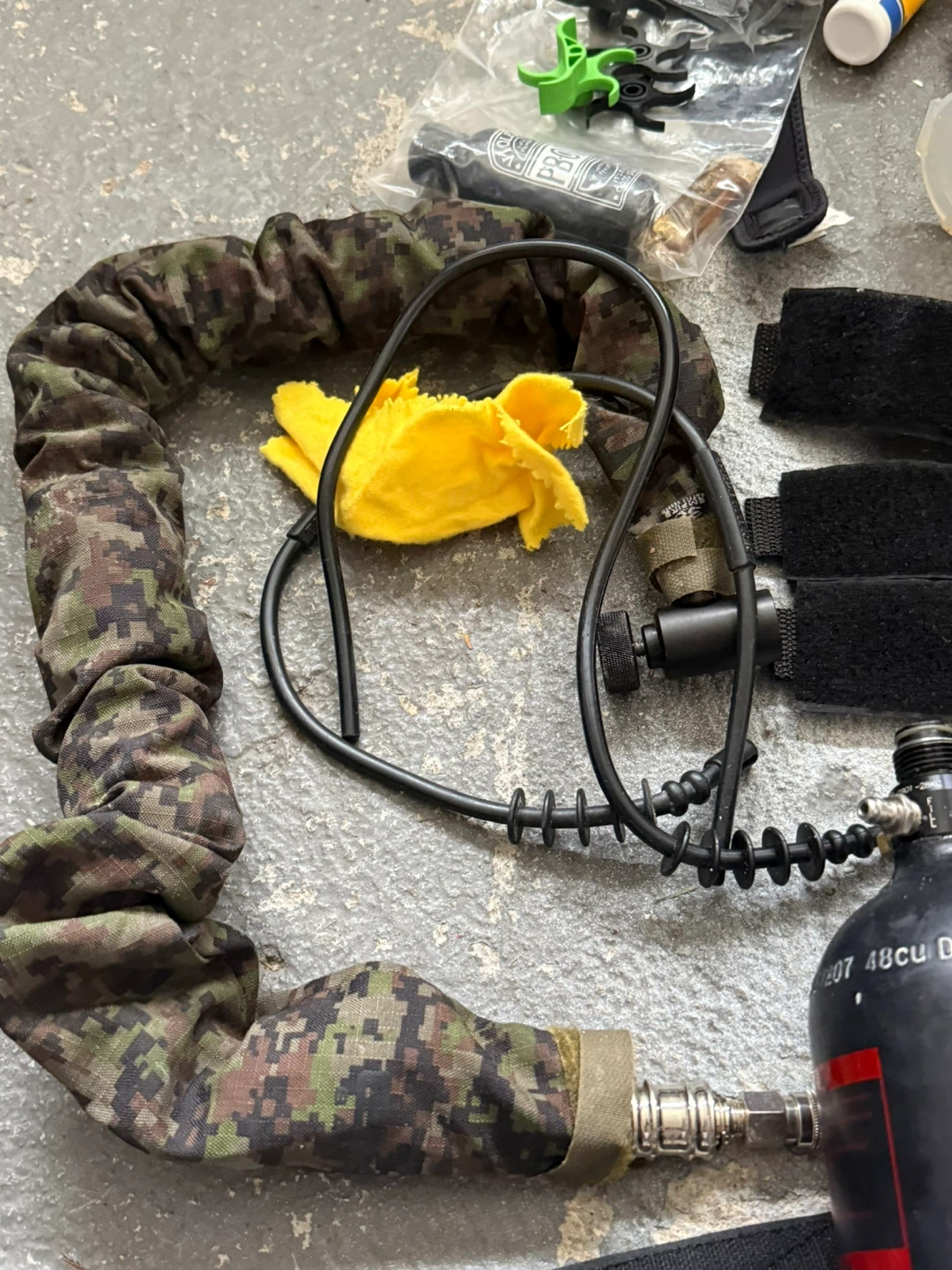 Tippmann Alpha Black Paintball Marker and Gear - photo 4