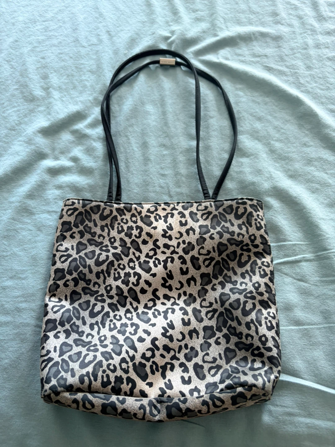 Nine West leopard print hand bag