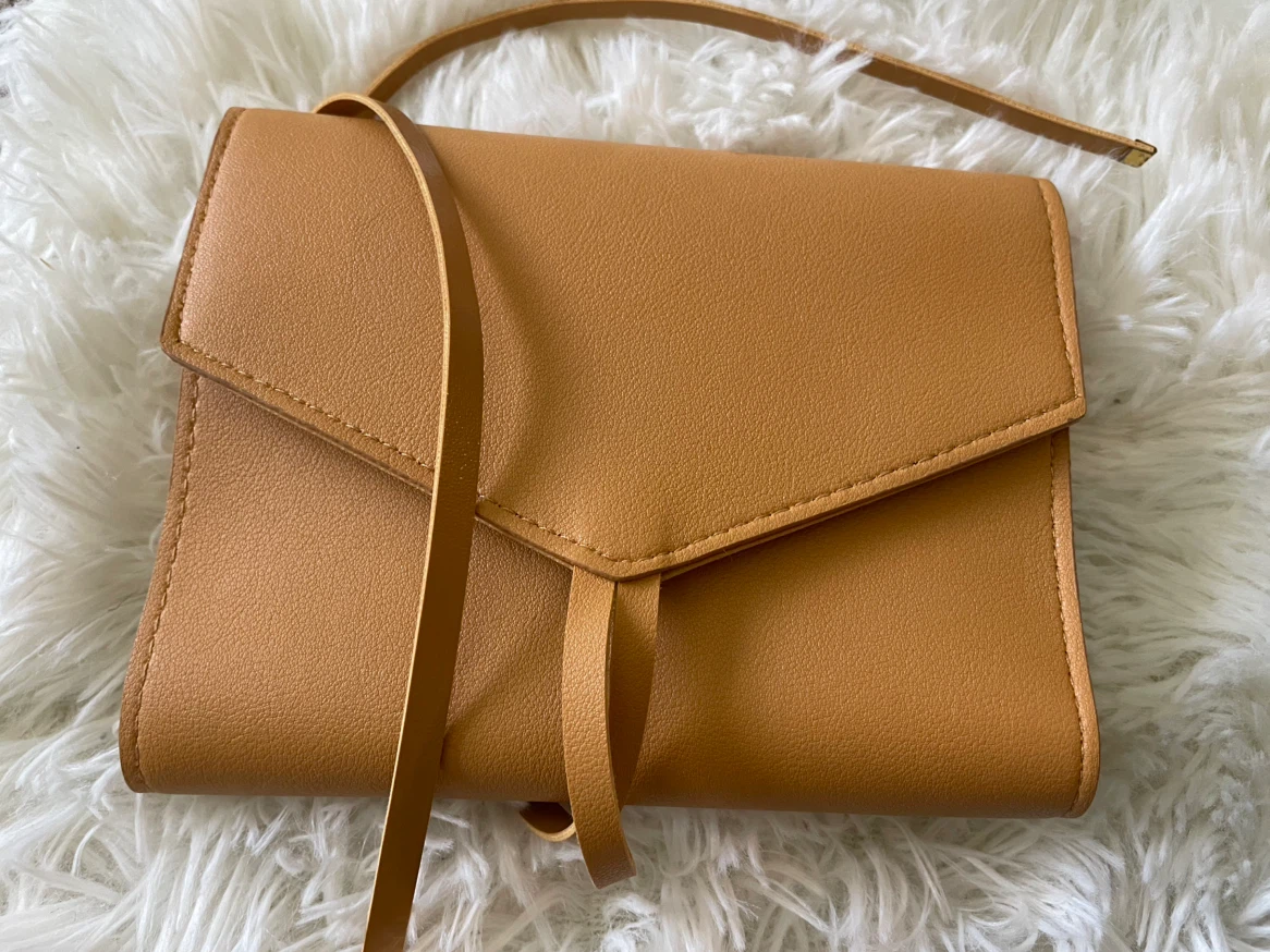 Glass Ladder & Co. Tan Accessory Roll