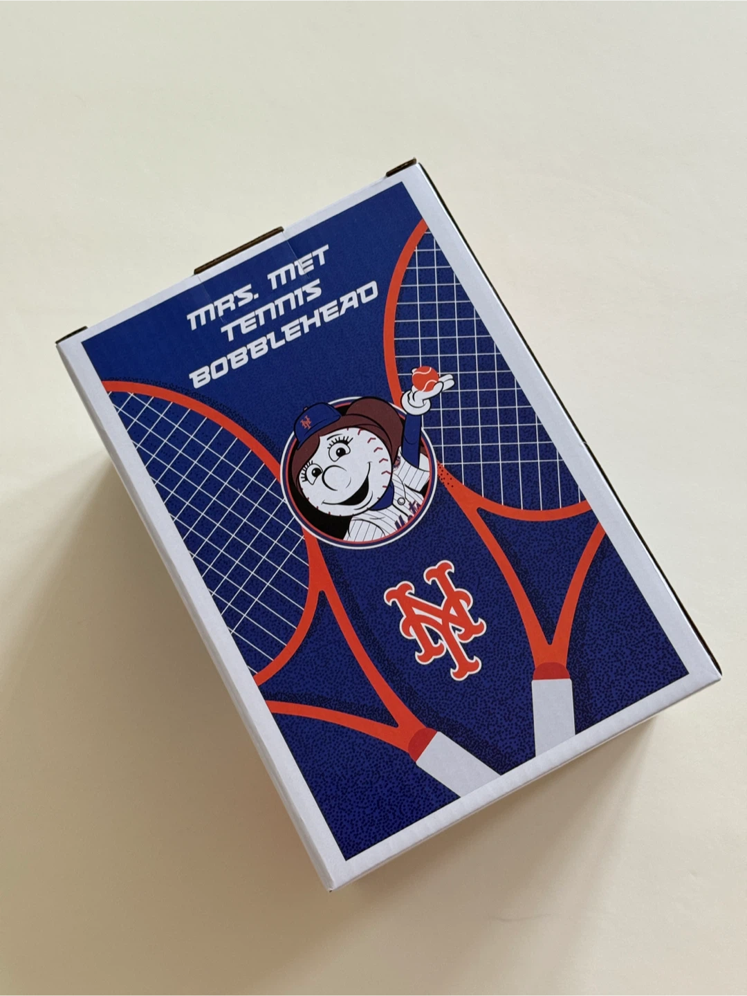 Mrs. Met Tennis Bobblehead