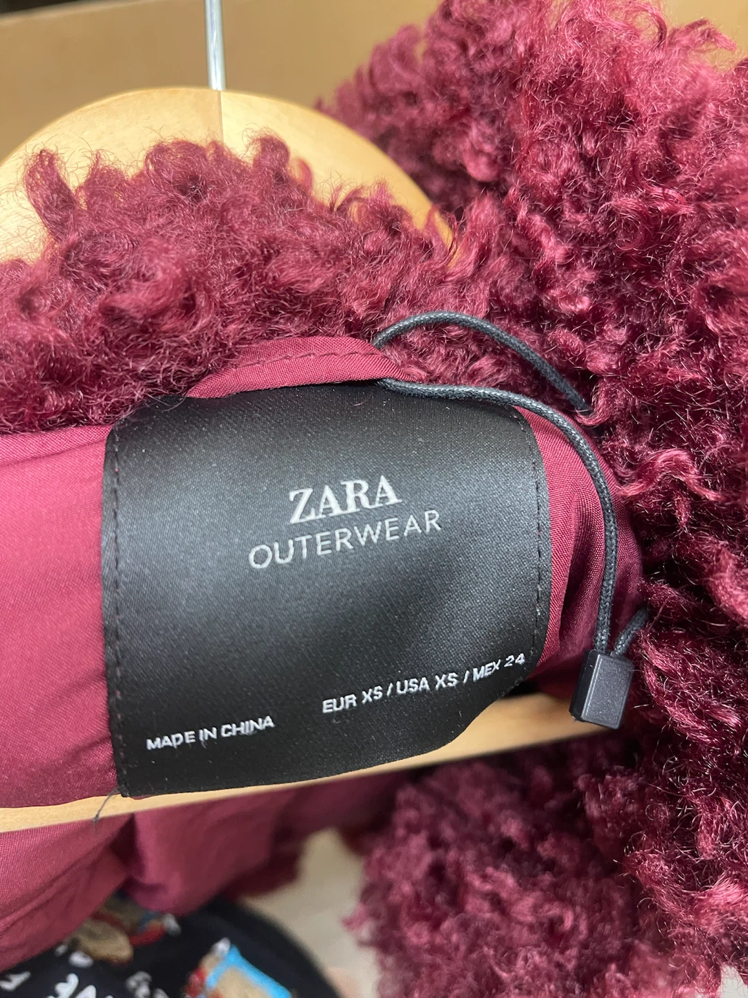 Zara Burgundy Faux Fur Coat - photo 2