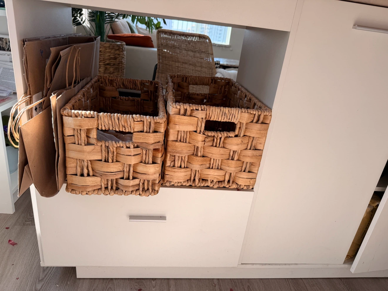 MOVING  SALE - Kitchen Island with Storage - photo 3