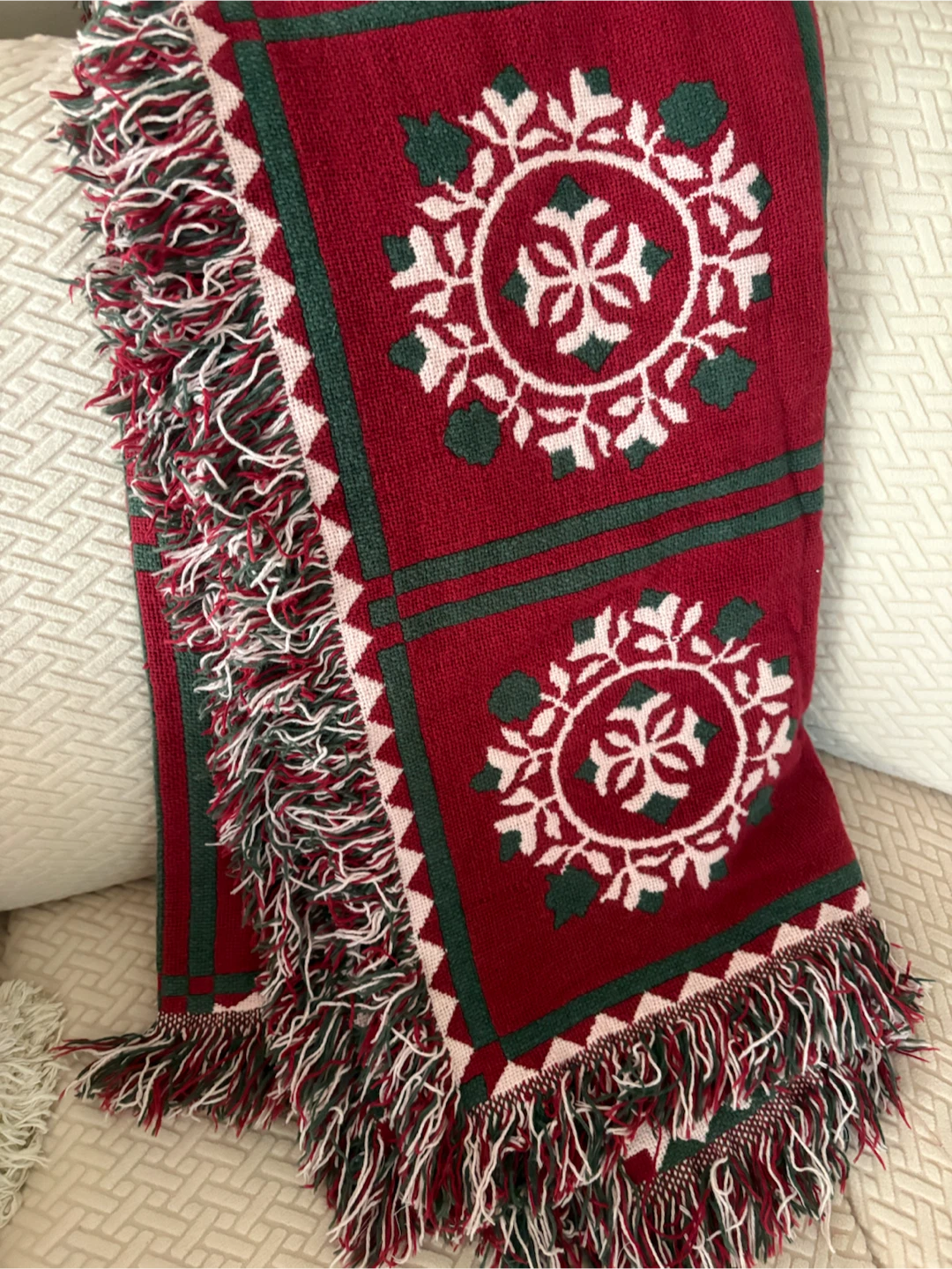 Vintage: Reversible - Christmas Pattern Knit Throw Blanket