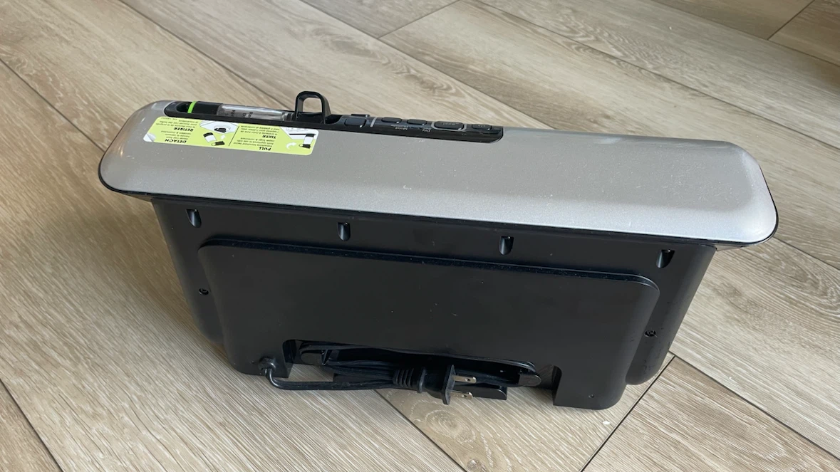 FoodSaver Vacuum Sealer $60 - photo 2