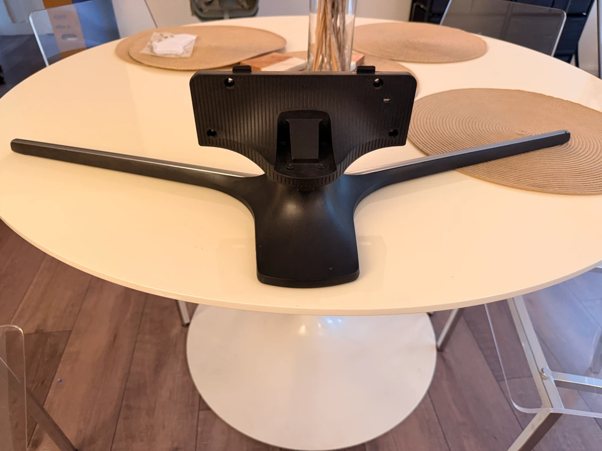 Samsung TV Stand Base - photo 3
