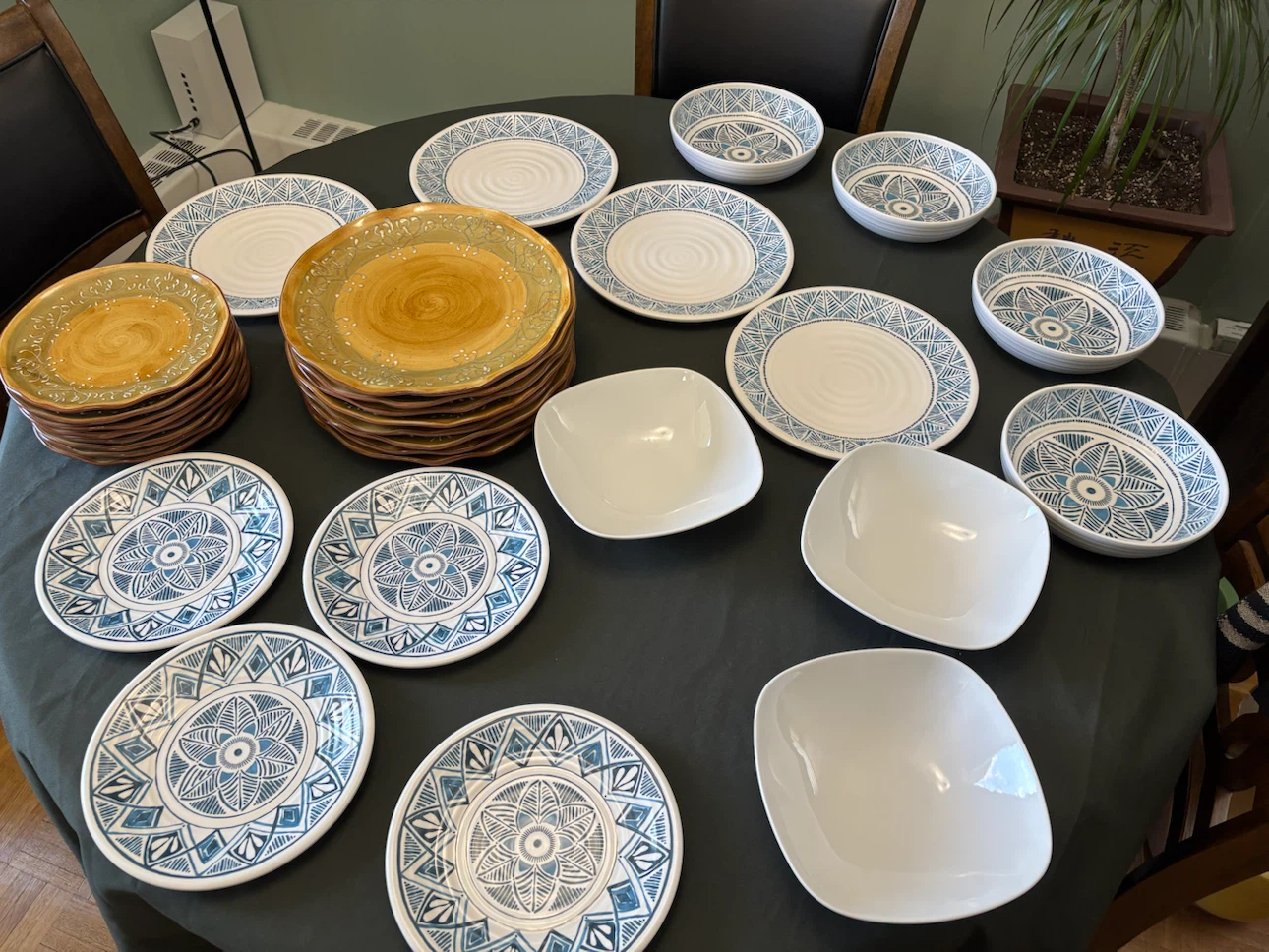 Assorted Dishware Set