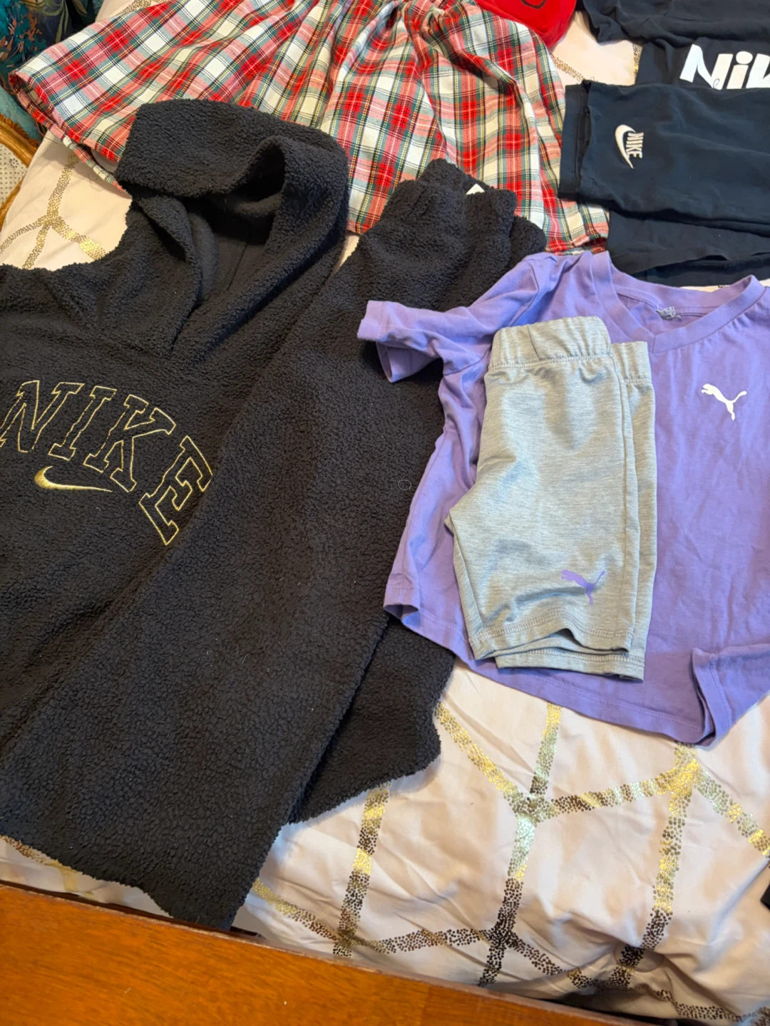 Assorted Kids Clothing Bundle  all 40$ - photo 4
