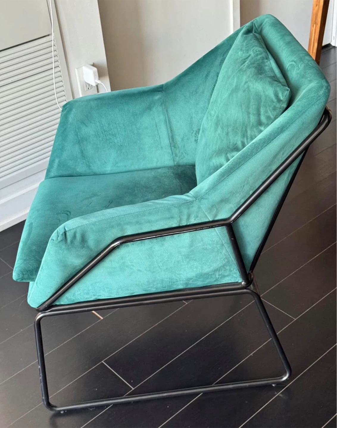 Green velvet accent chair - photo 2