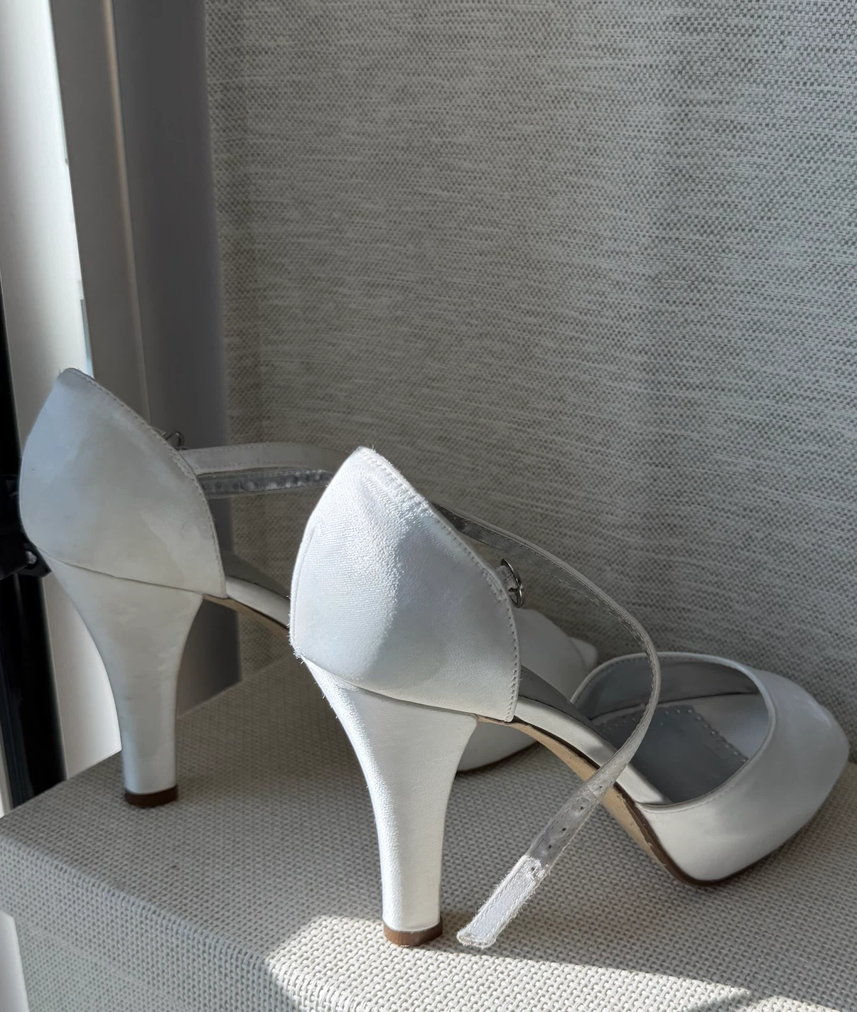 Marah White Satin Peep-Toe Heels - Size 5.5 - photo 2