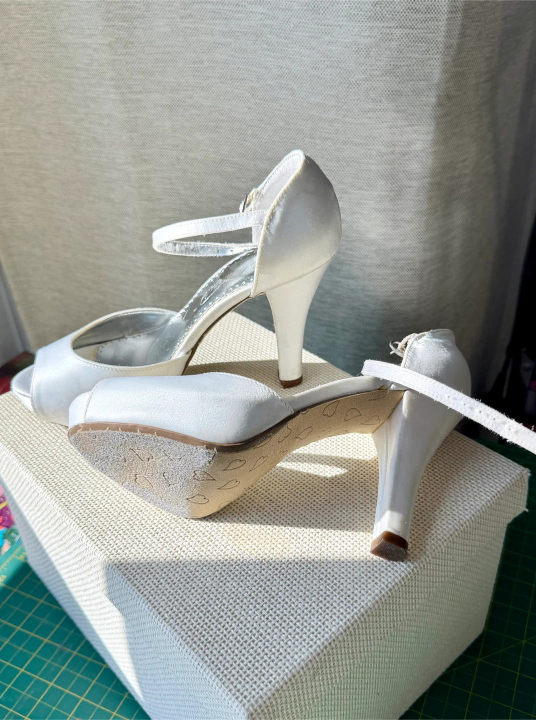 Marah White Satin Peep-Toe Heels - Size 5.5 - photo 4