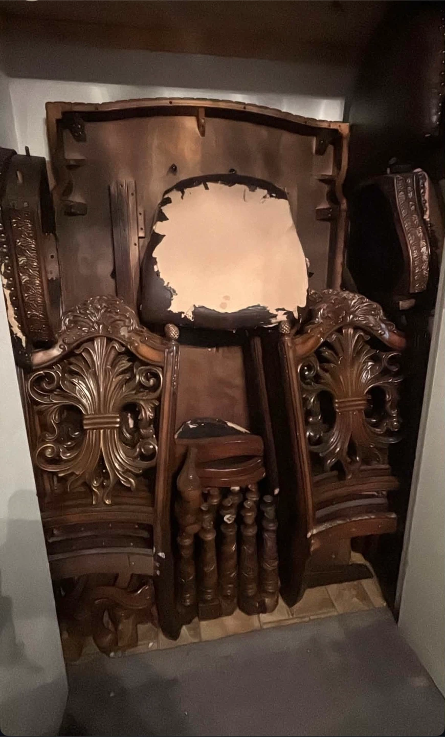 Vintage Ornate Wood Dining Chair Set