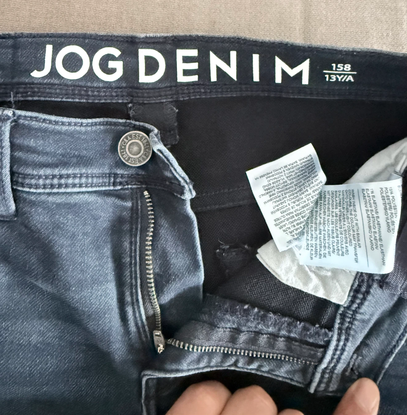 C&A Jog women’s Denim Shorts Size Small - photo 2