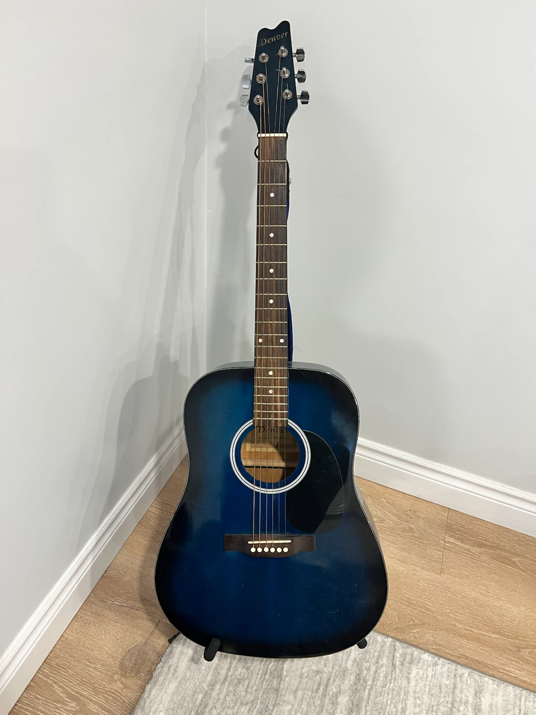 Denver Acoustic Guitar with Case and strap
