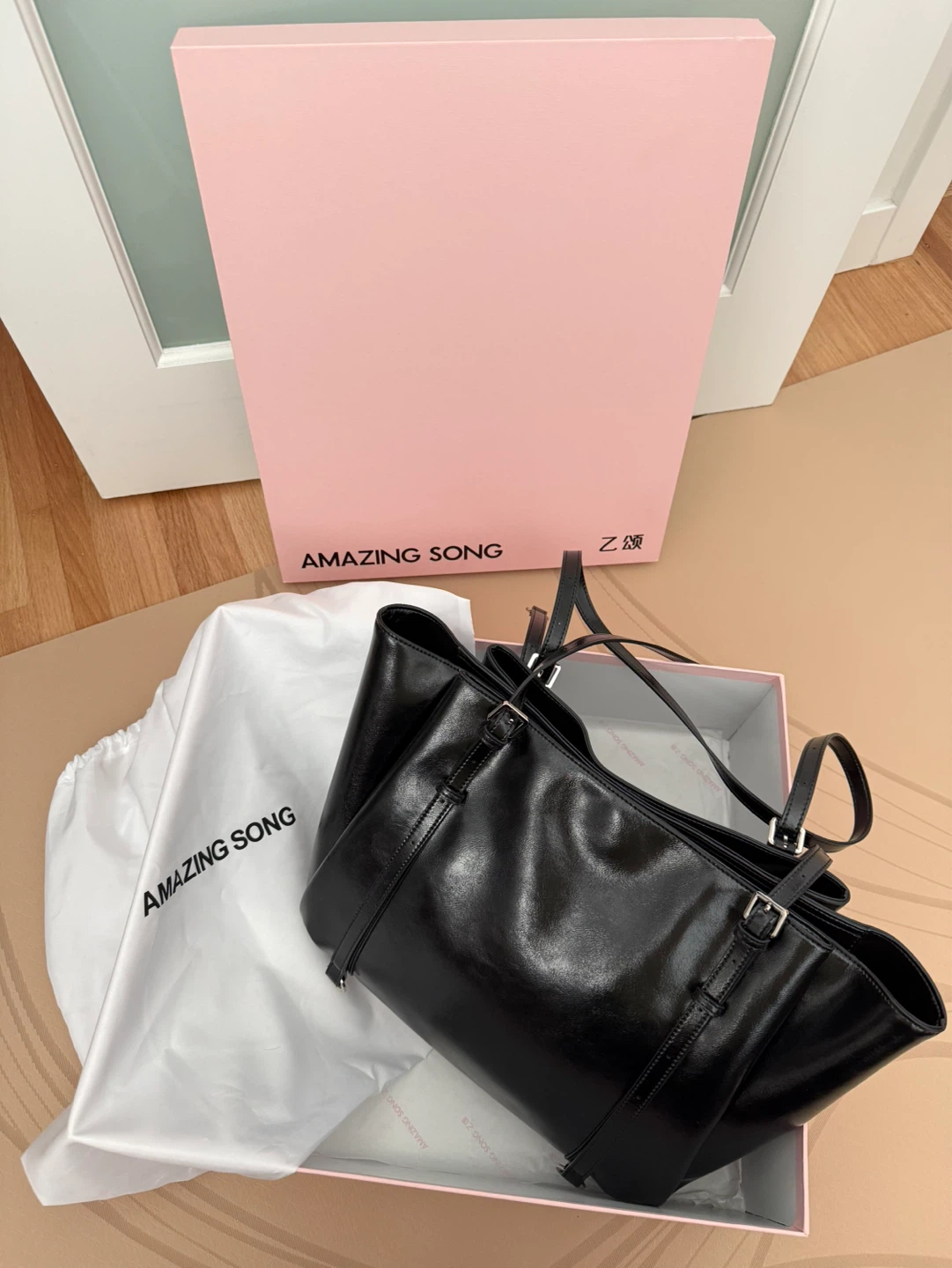 Amazing Song Donut Tote Bag - Elegant Black - photo 2