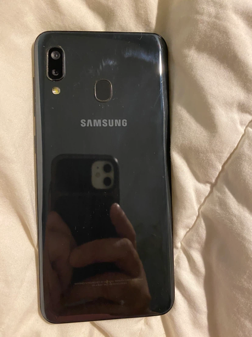 Samsung Galaxy A20 Smartphone with Case