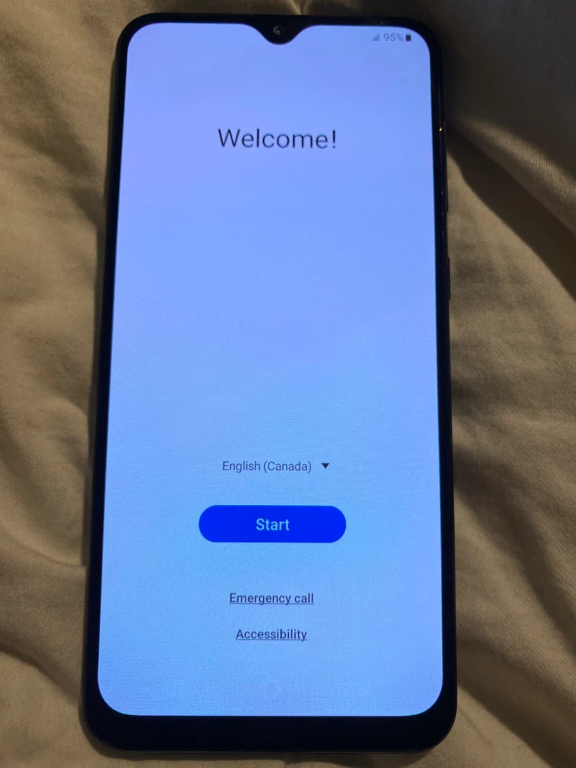 Samsung Galaxy A20 Smartphone with Case - photo 3