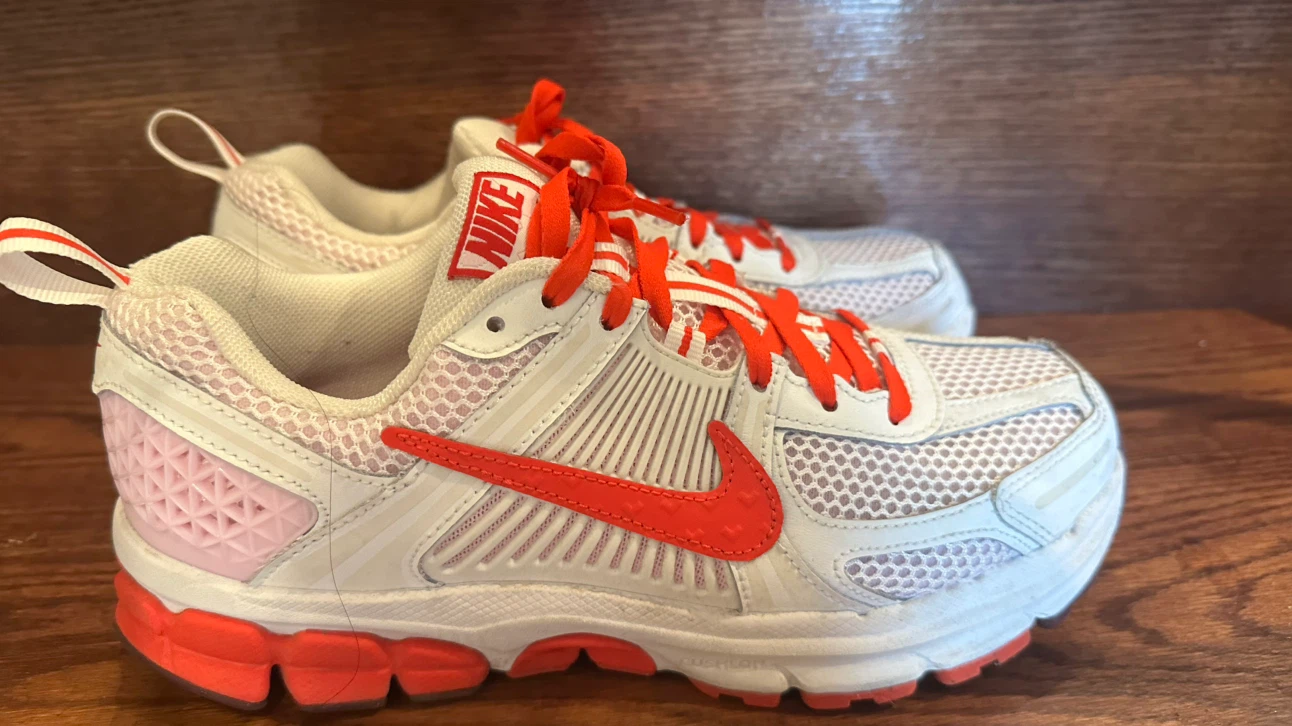 Nike Kids Running Shoes Size 6Y