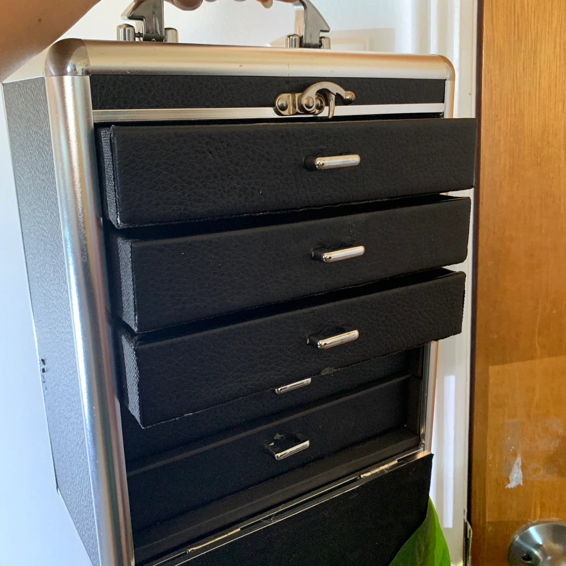 Vintage Makeup/ Jelwery Storage Case - photo 3