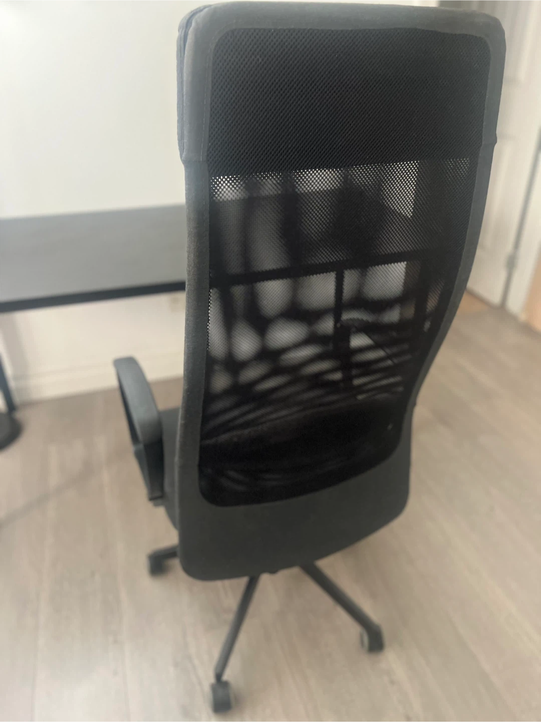 Delivery Available For IKEA Office Chair and Desk,lamp Set - photo 3