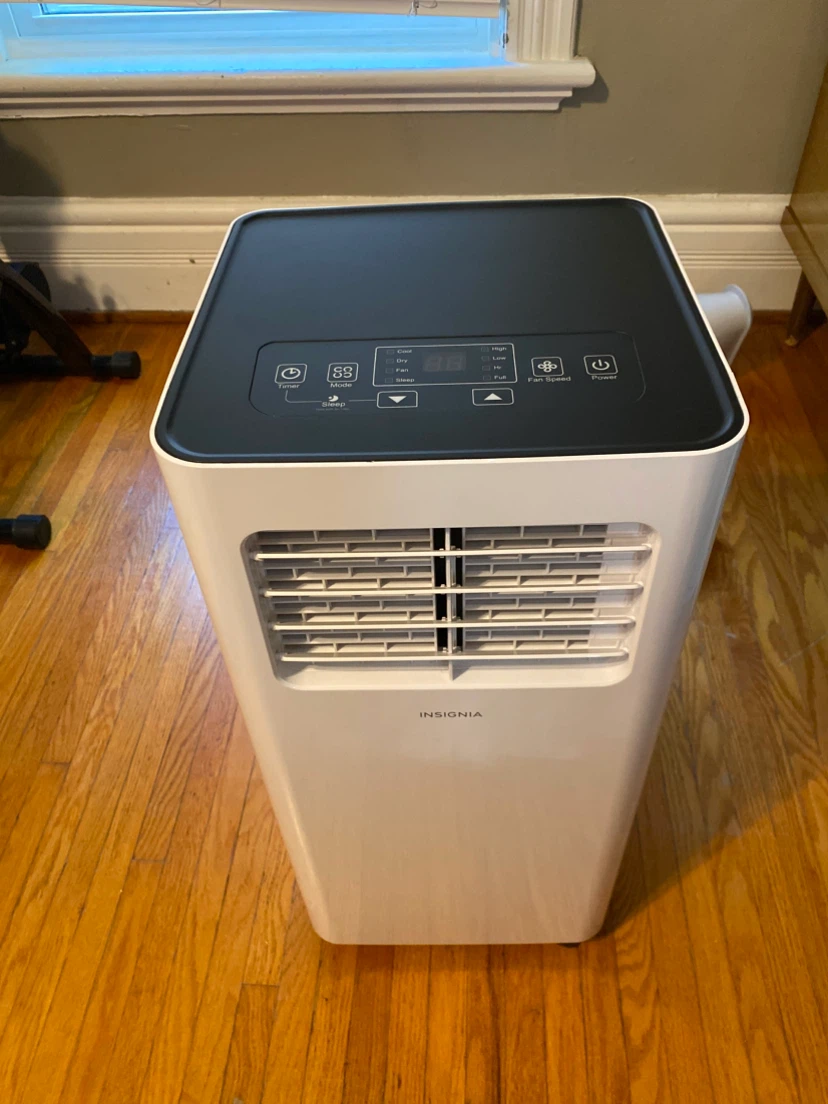 Insignia Portable Air Conditioner 8000 BTU