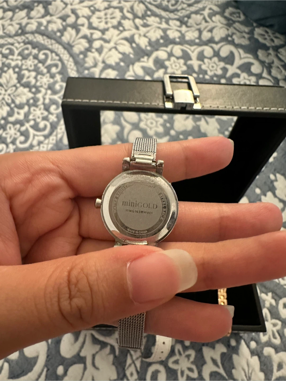 Set of 3 Korean Women's Watches with Storage Box - photo 2