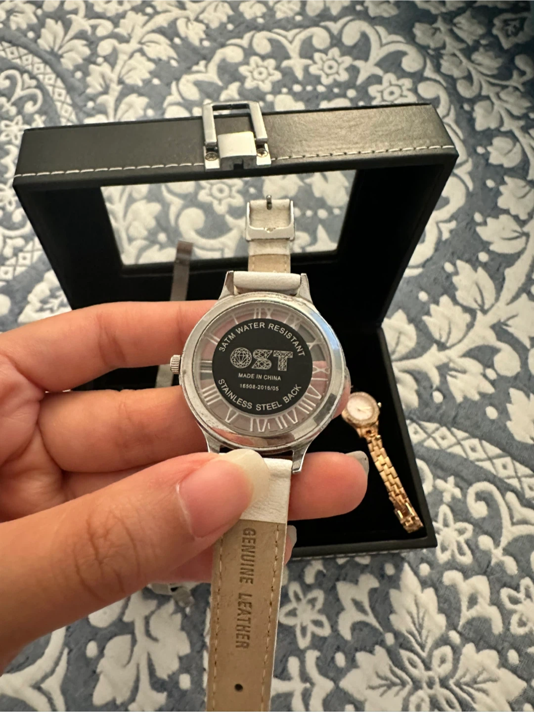 Set of 3 Korean Women's Watches with Storage Box - photo 3