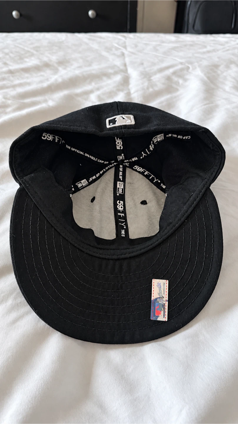 New Era 59Fifty New York Yankees Cap Size 7 - photo 2