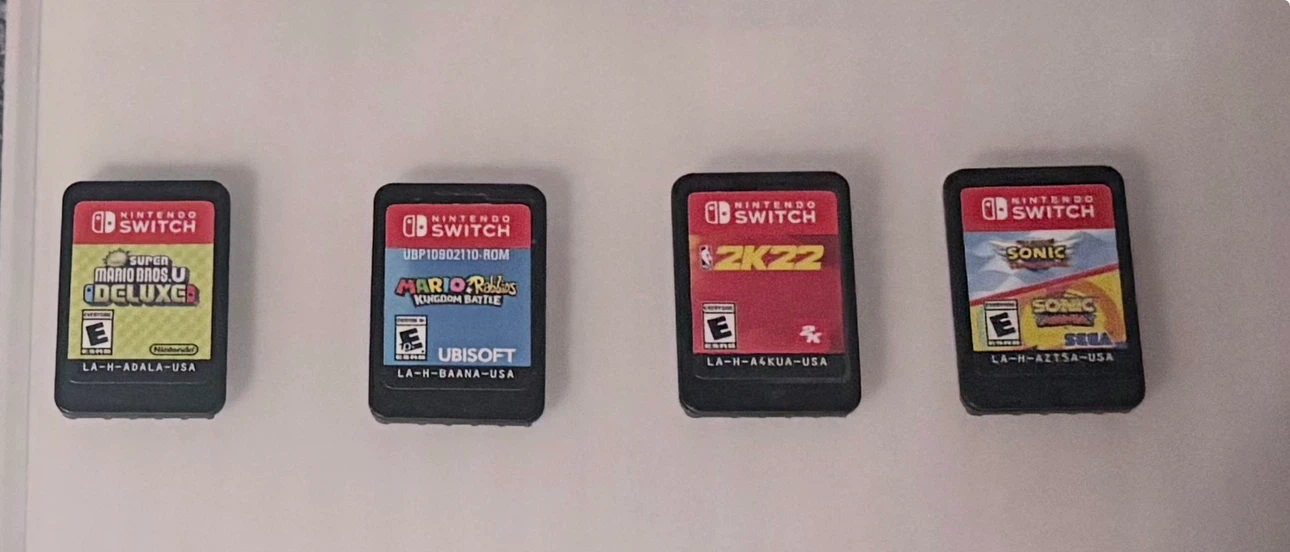 Nintendo Switch Console Bundle with 4 Games - photo 2