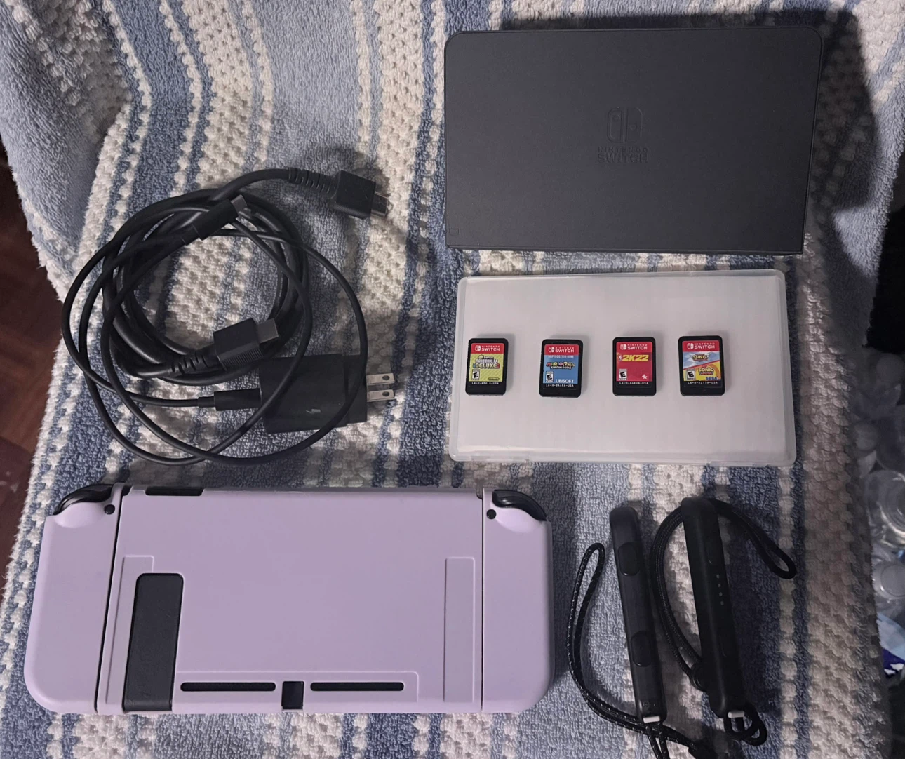Nintendo Switch Console Bundle with 4 Games - photo 3