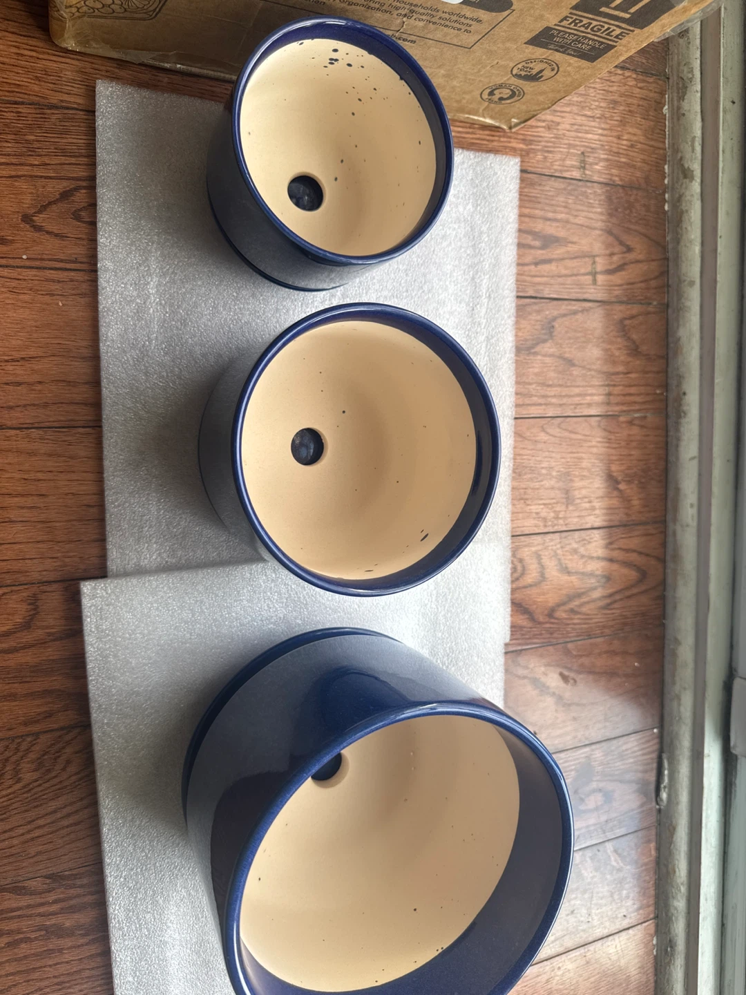 New-Set of 3 Sapphire Blue Ceramic Planters - photo 3