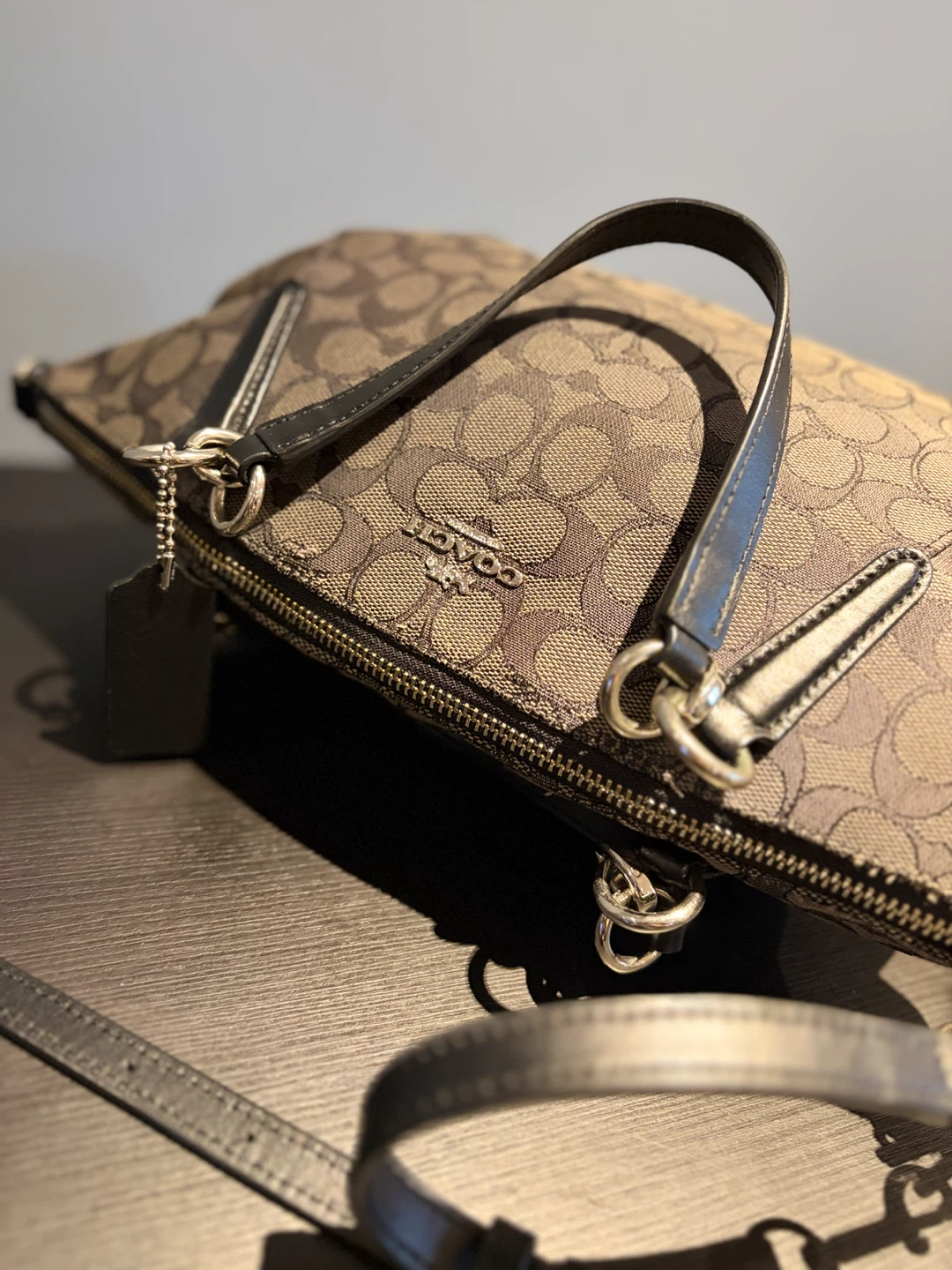 Coach Signature Canvas Tote Bag - photo 2
