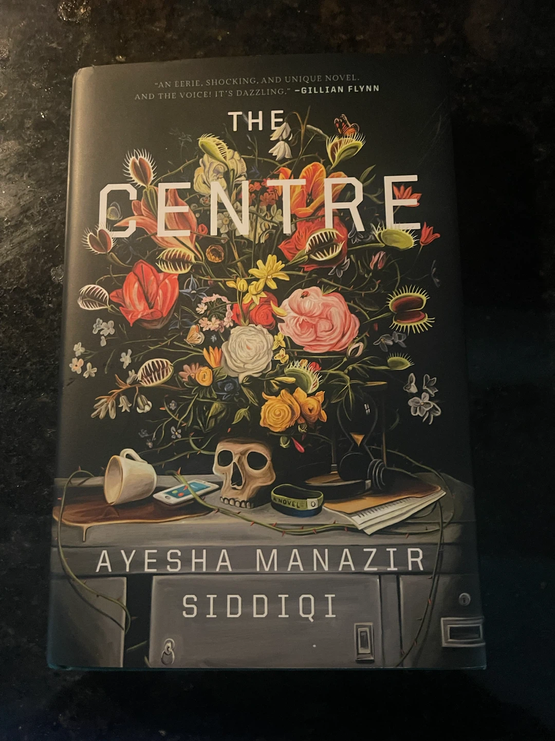 The Centre by Ayesha Manazir Siddiqi - photo 3