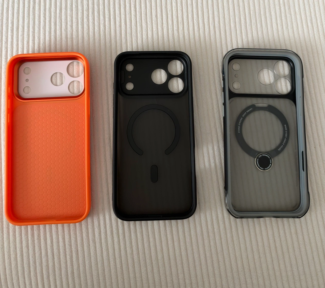 3x IPhone 17 / 18 Pro Max Cases
