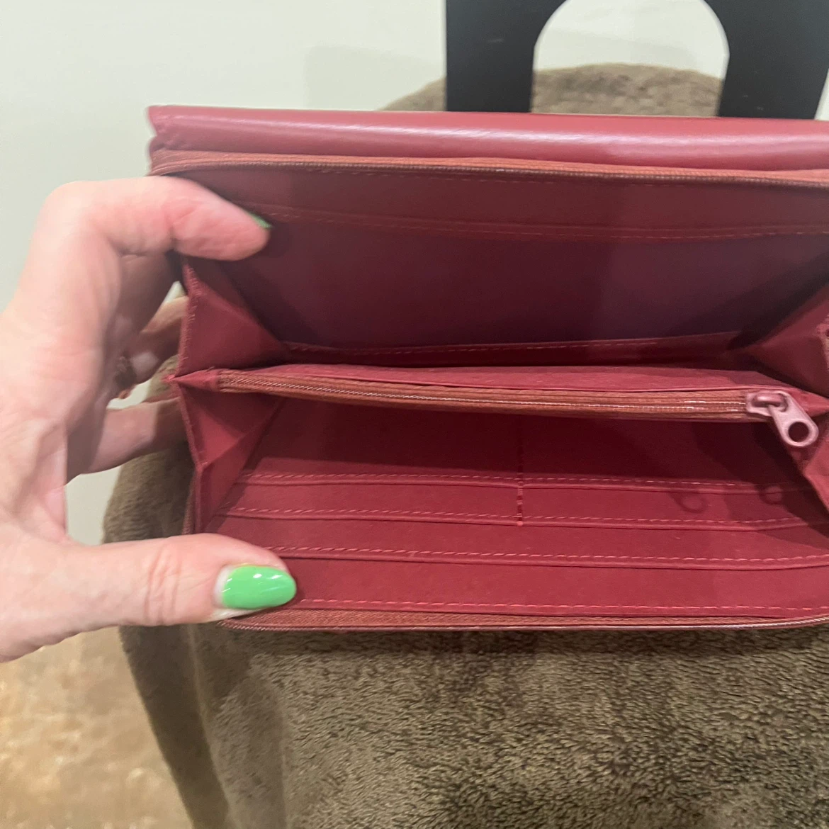 Wilsons Leather Red Wallet - photo 3