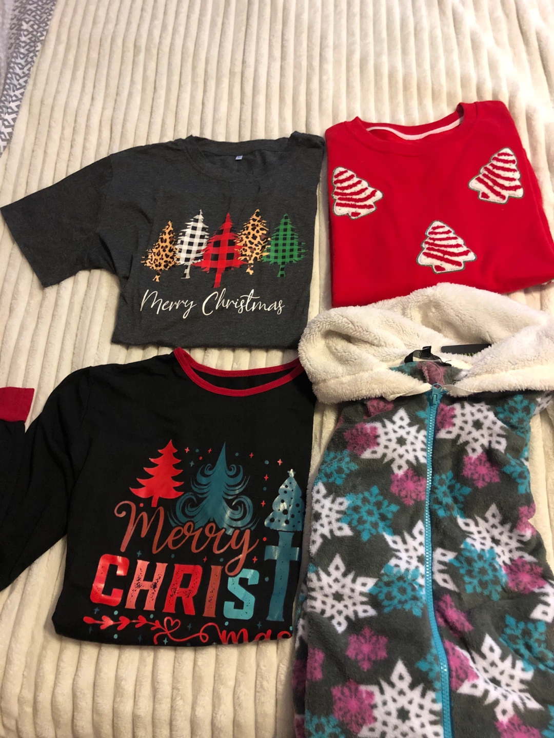 New XL Christmas tops and jumpsuits - photo 5