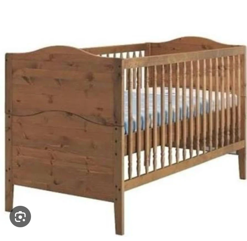 Solid Wood Crib / Toddler Bed - photo 2