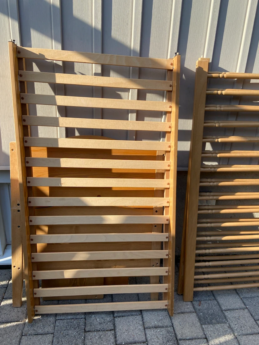Solid Wood Crib / Toddler Bed - photo 5